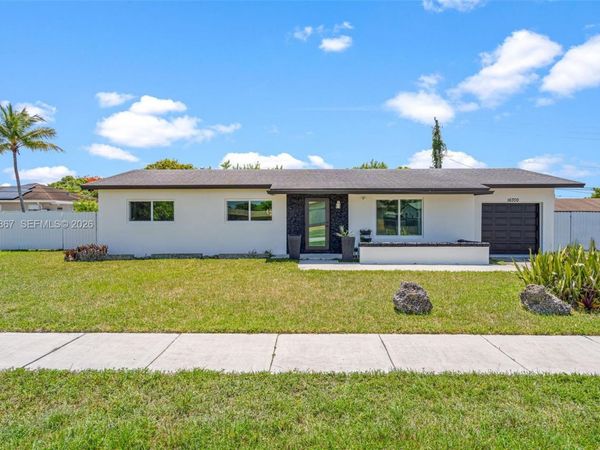 16700 SW 102nd Pl , Miami, FL 33157