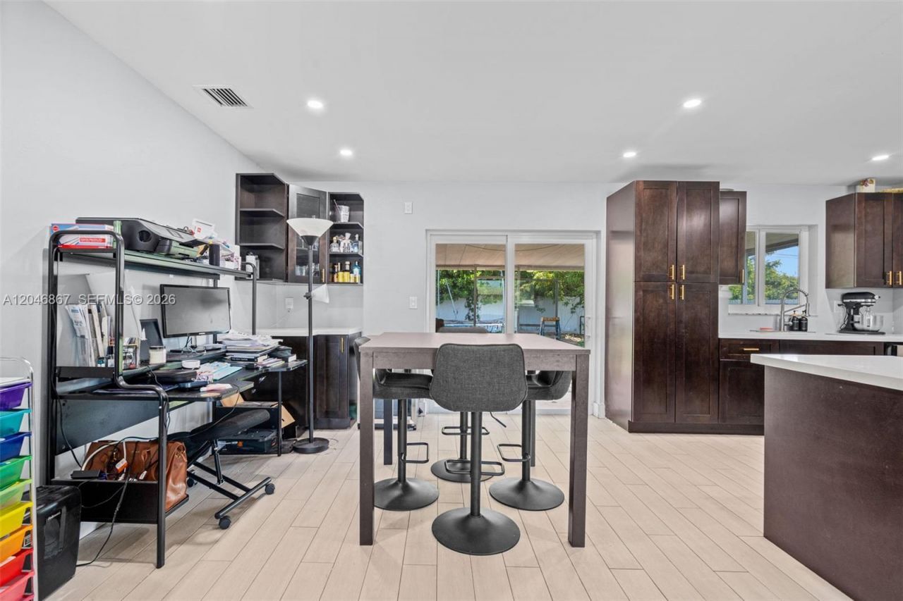 16700 SW 102nd Pl, Miami, FL 33157 Photo