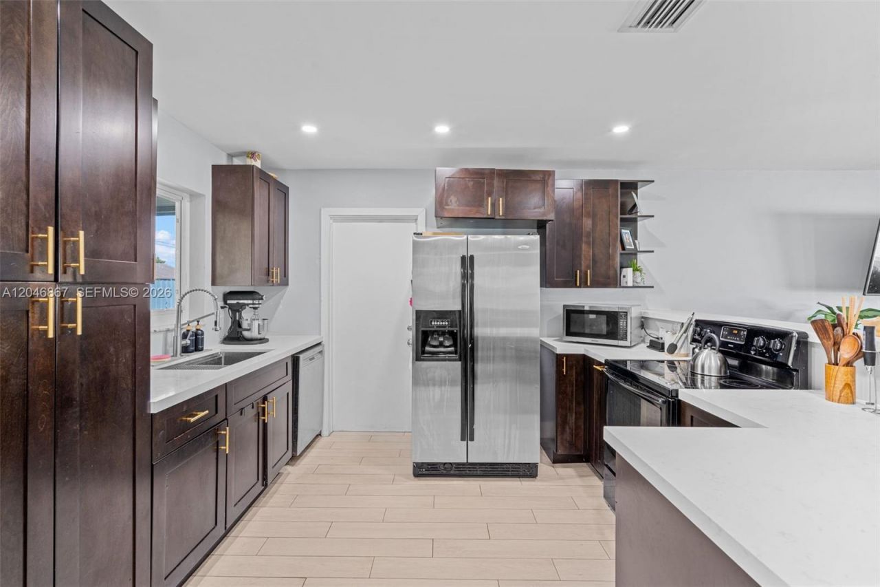 16700 SW 102nd Pl, Miami, FL 33157 Photo