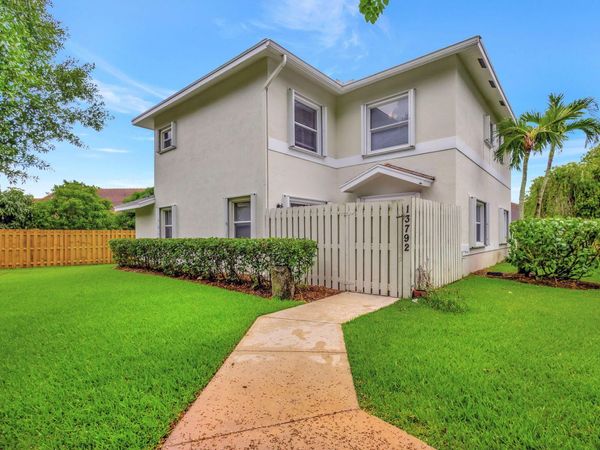 13792 Yarmouth Drive, Wellington, FL 33414