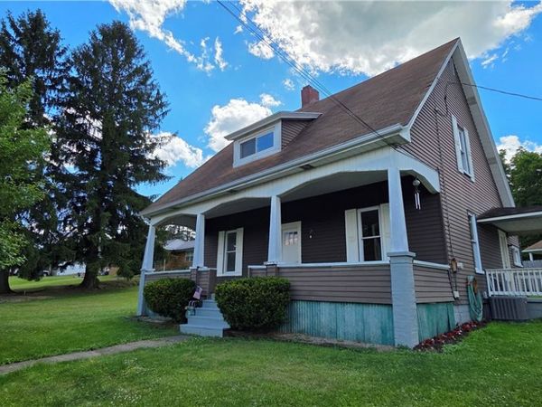 5 McKinley Ave , Bulger, PA 15019