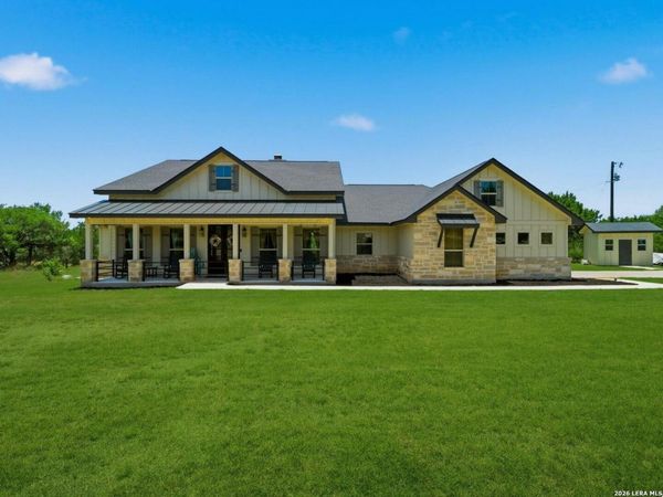 125 White Oak Trl, Boerne, TX 78006