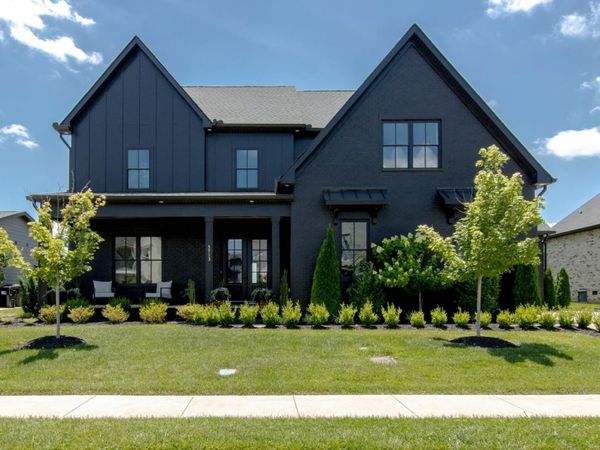 5713 Eaglemont Dr, Murfreesboro, TN 37129