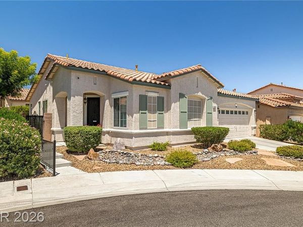 9332 Longhorn Falls Court , Las Vegas, NV 89149