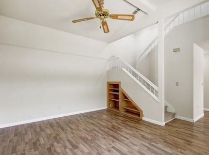 6932 Springmont Dr, Elk Grove, CA 95758 Photo