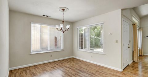 6932 Springmont Dr, Elk Grove, CA 95758 Photo