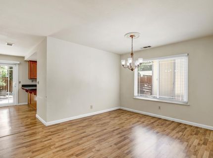 6932 Springmont Dr, Elk Grove, CA 95758 Photo