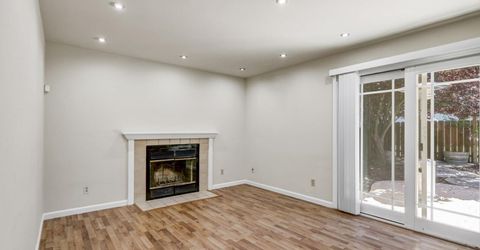 6932 Springmont Dr, Elk Grove, CA 95758 Photo