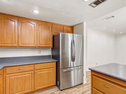 6932 Springmont Dr, Elk Grove, CA 95758 Photo