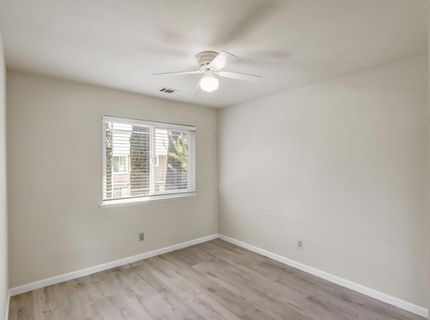 6932 Springmont Dr, Elk Grove, CA 95758 Photo
