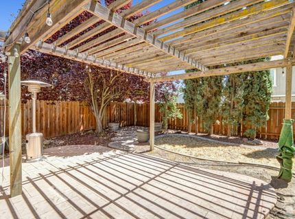 6932 Springmont Dr, Elk Grove, CA 95758 Photo