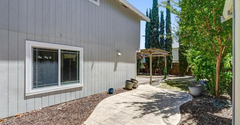 6932 Springmont Dr, Elk Grove, CA 95758 Photo