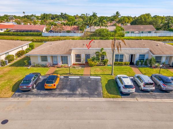 8932 Warwick Drive, Unit 419, Boca Raton, FL 33433