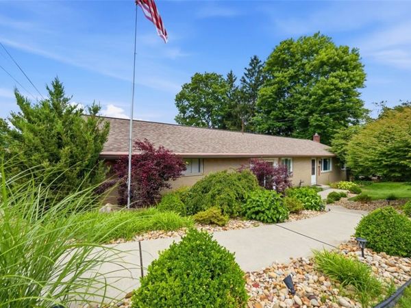 601 Wack Dr , Rochester, PA 15074