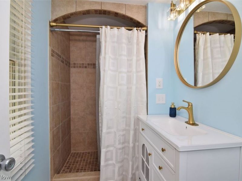 17615 Indian Hills Drive, Chagrin Falls, OH 44023 Photo 22