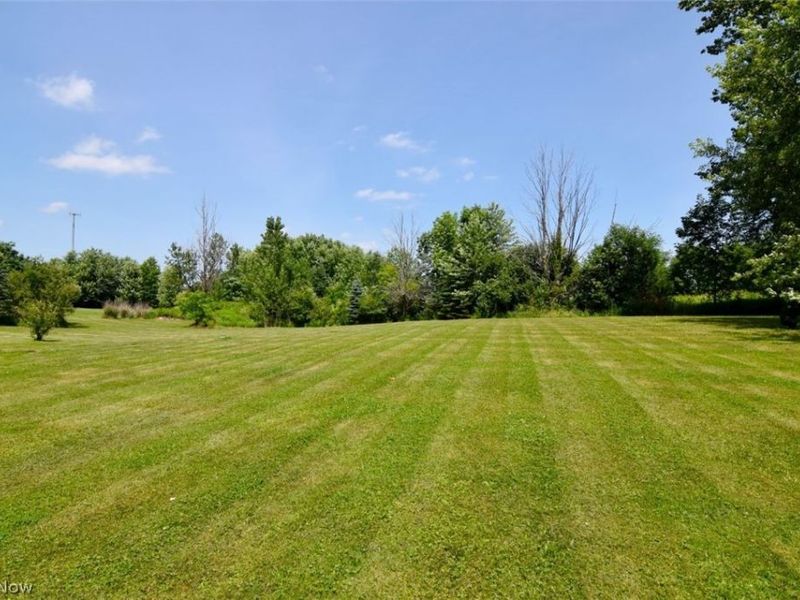 17615 Indian Hills Drive, Chagrin Falls, OH 44023 Photo 31