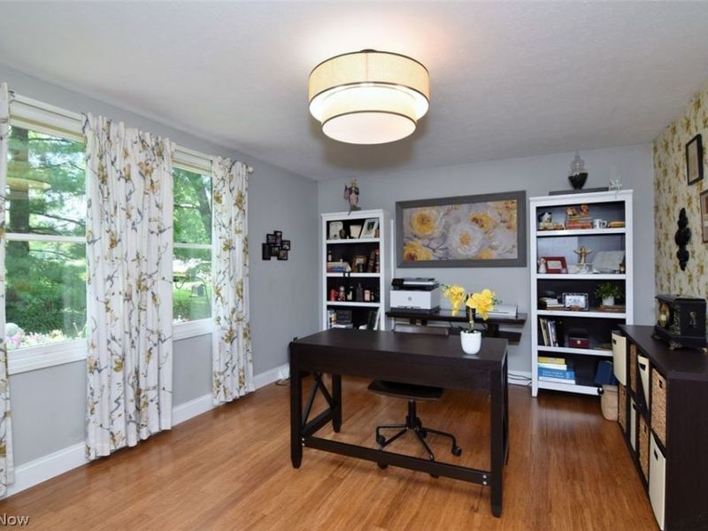 17615 Indian Hills Drive, Chagrin Falls, OH 44023 Photo 4