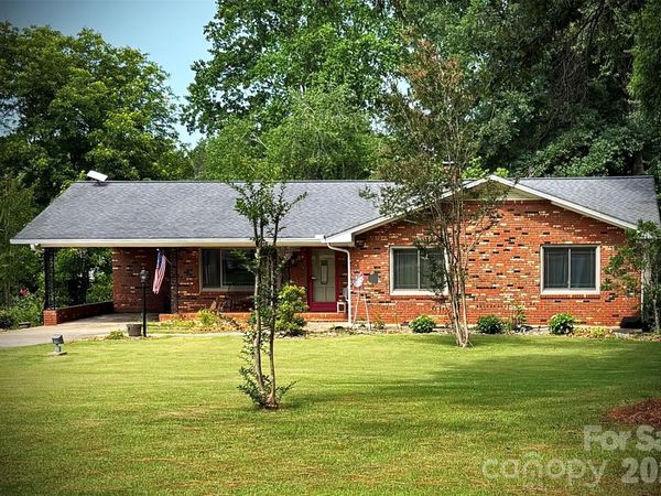 467 Forest Lake Road, Forest City, NC 28043