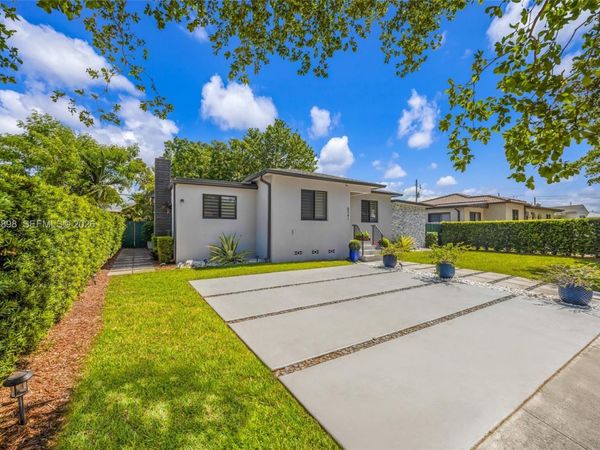 6541 SW 18th St , West Miami, FL 33155