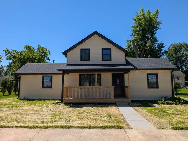 206 E Jefferson Street , Gardner, IL 60424