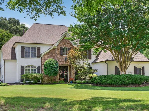 145 S MONTEREY FARMS CV, Collierville, TN 38017