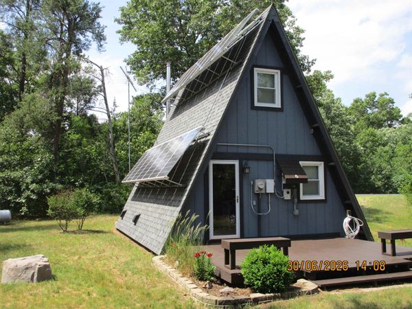 2402 Valley Road, Friendship, WI 53934