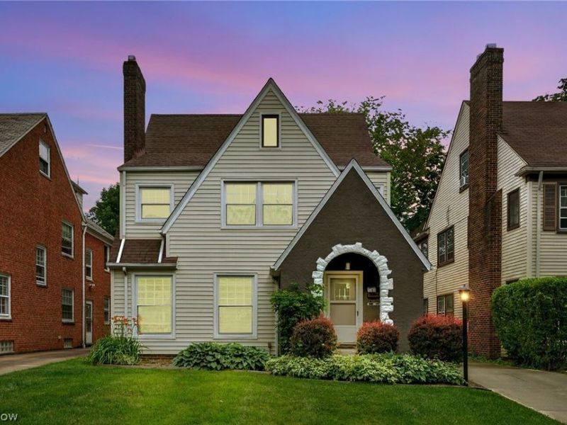 3559 Gridley Road, Shaker Heights, OH 44122 Photo 1