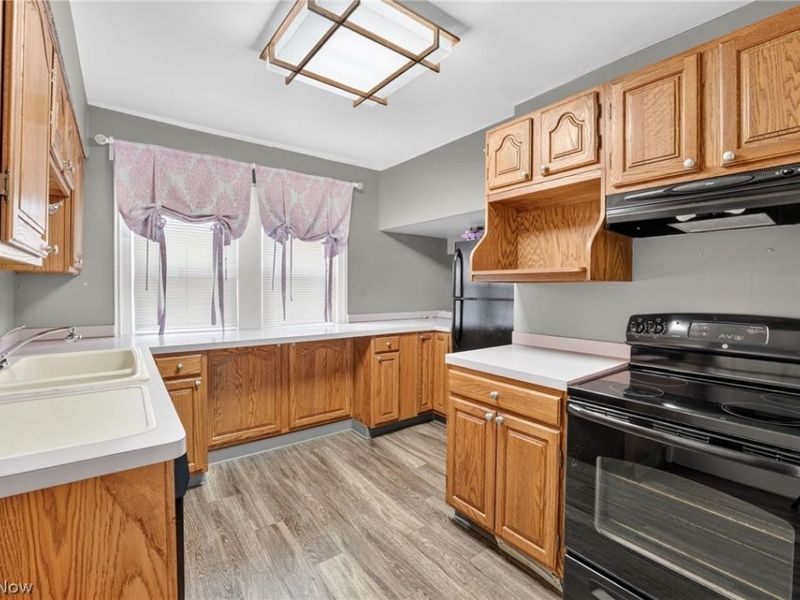 3559 Gridley Road, Shaker Heights, OH 44122 Photo 20