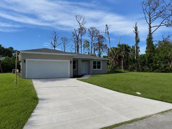 15010 COMMUNITY AVENUE , PORT CHARLOTTE, FL 33953