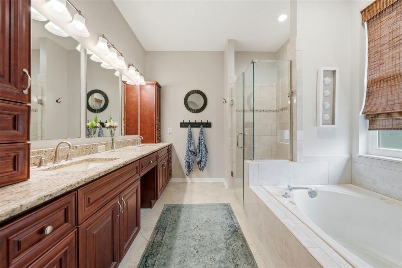 7029 Pine Hollow Drive , Mount Dora, FL 32757 Photo