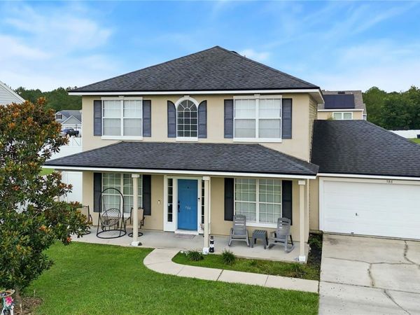 586 INDEPENDENCE DRIVE , MACCLENNY, FL 32063