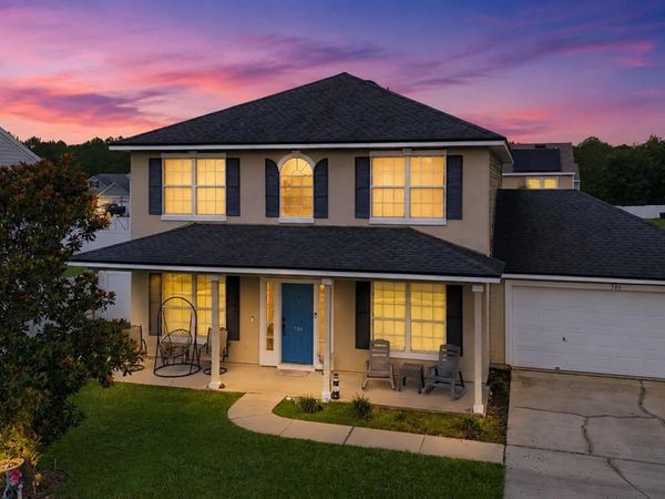 586 INDEPENDENCE DRIVE, MACCLENNY, FL 32063