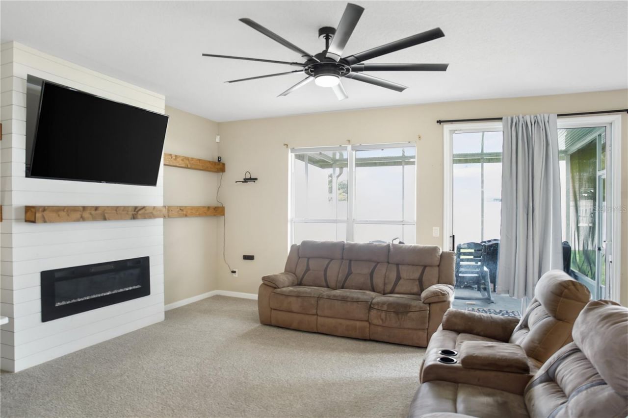 586 Independence Drive , Macclenny, FL 32063 Photo