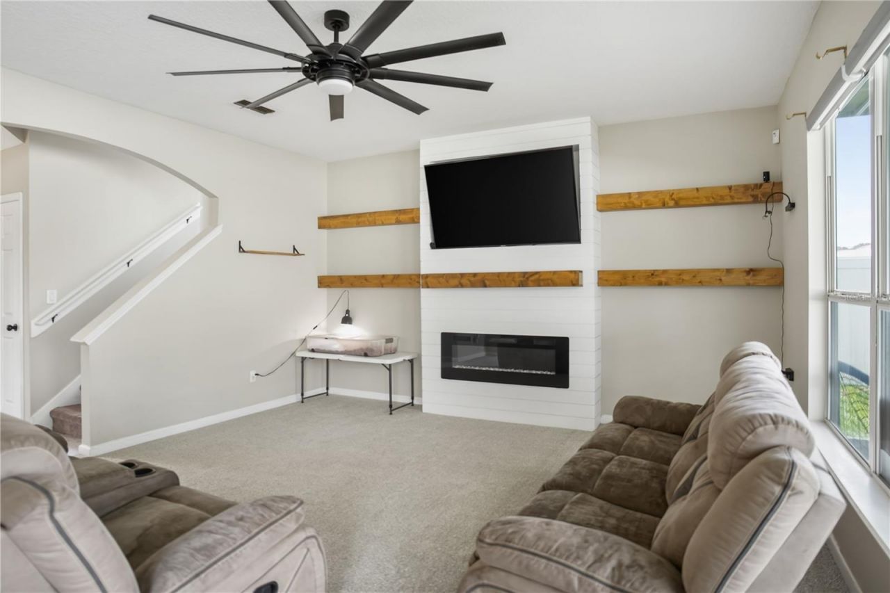 586 Independence Drive , Macclenny, FL 32063 Photo