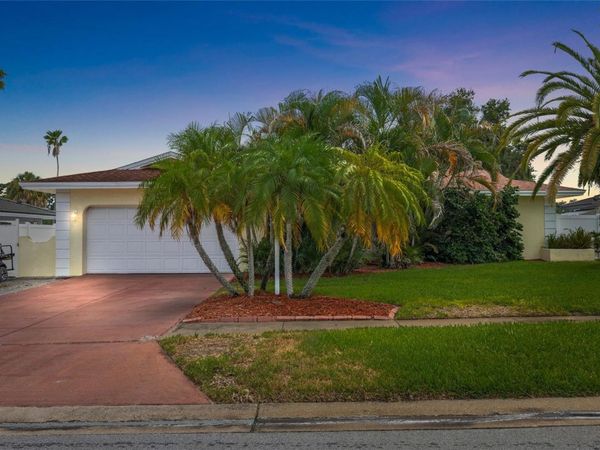 1070 MCCARTY STREET , DUNEDIN, FL 34698