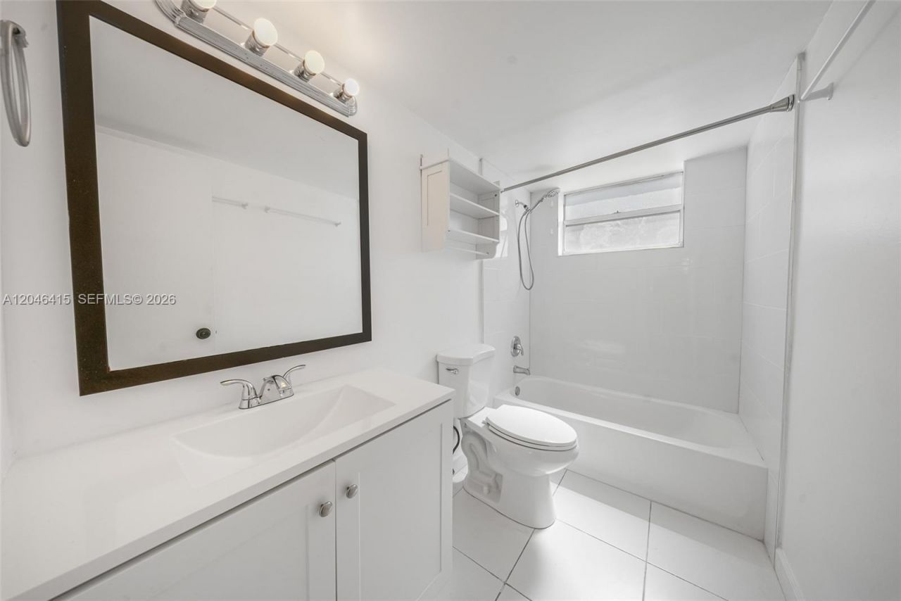 14155 SW 87th St, Unit 404-E, Miami, FL 33183 Photo