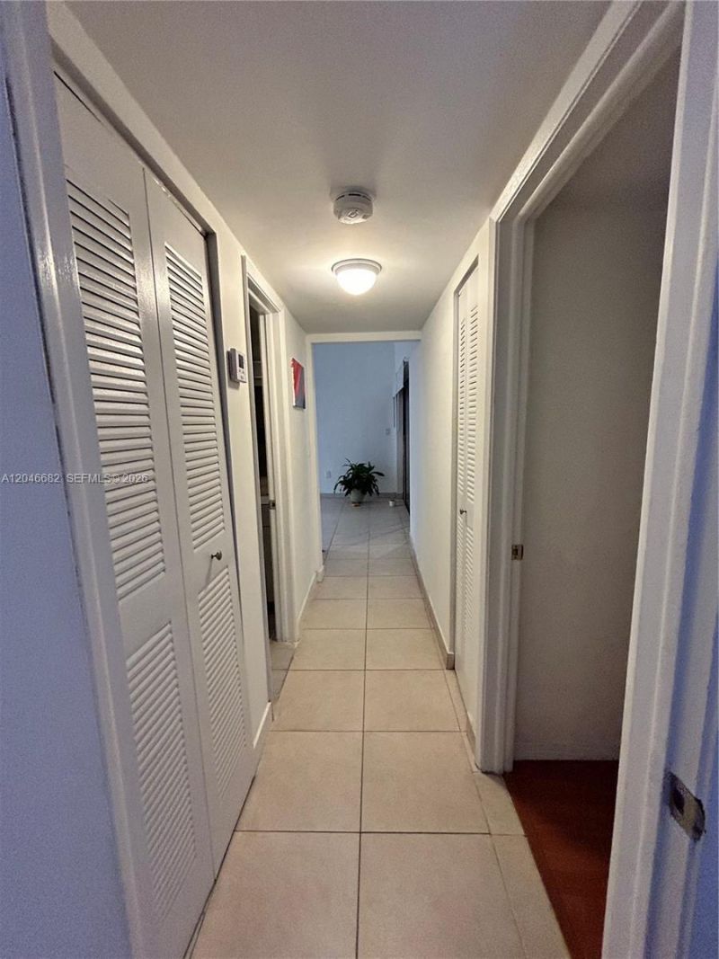 9421 Fontainebleau Blvd , Unit 202-35, Miami, FL 33172 Photo