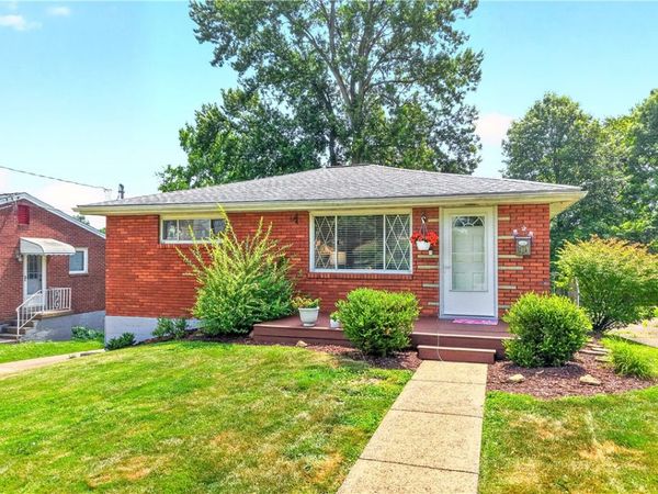 304 Duncan Station Road , Mckeesport, PA 15135