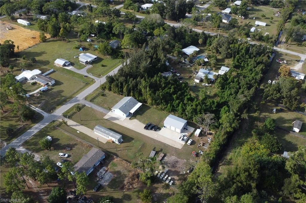 8111 Breeze Dr , North Fort Myers, FL 33917 Photo