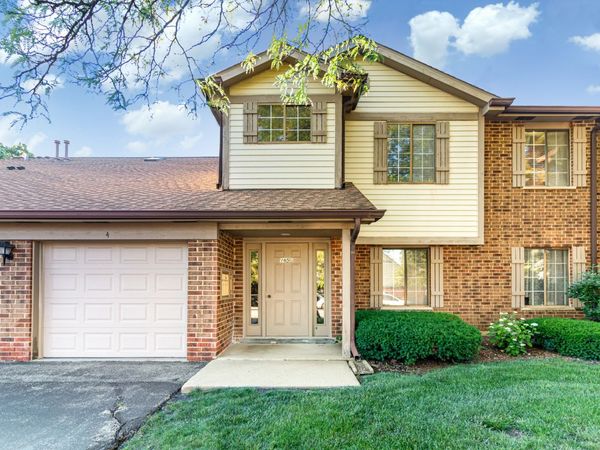 1650 Partridge Lane , Unit 4, Arlington Heights, IL 60004