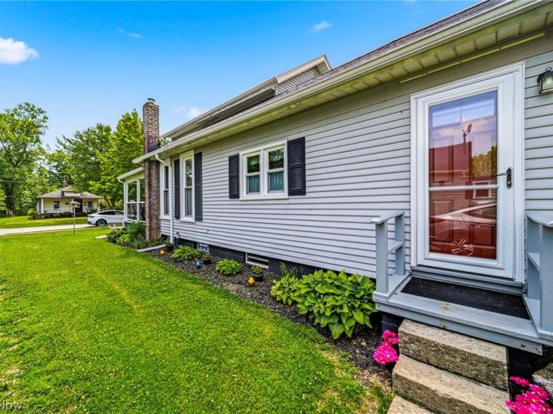 61 Erie Street E, Jefferson, OH 44047 Photo 11
