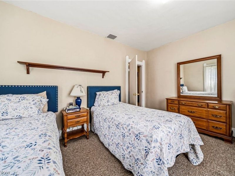61 Erie Street E, Jefferson, OH 44047 Photo 14