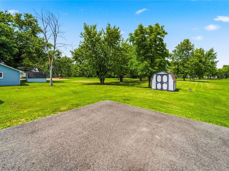 61 Erie Street E, Jefferson, OH 44047 Photo 6