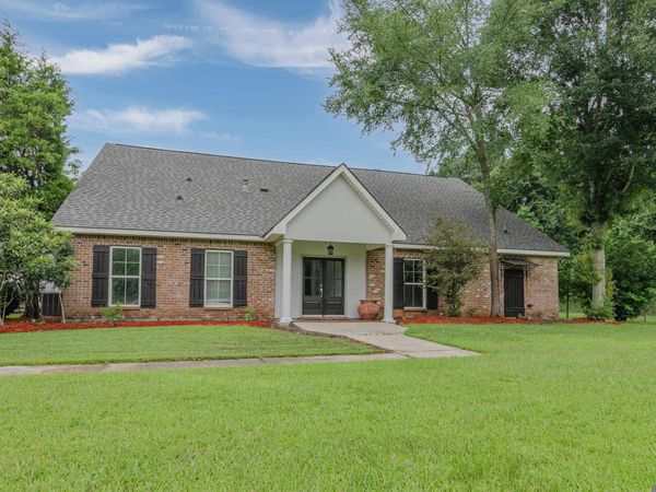14105 Bert Allen Rd, Gonzales, LA 70737