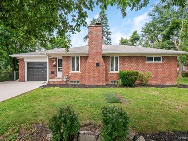 19050 Dartmouth Street, Dearborn, MI 48124
