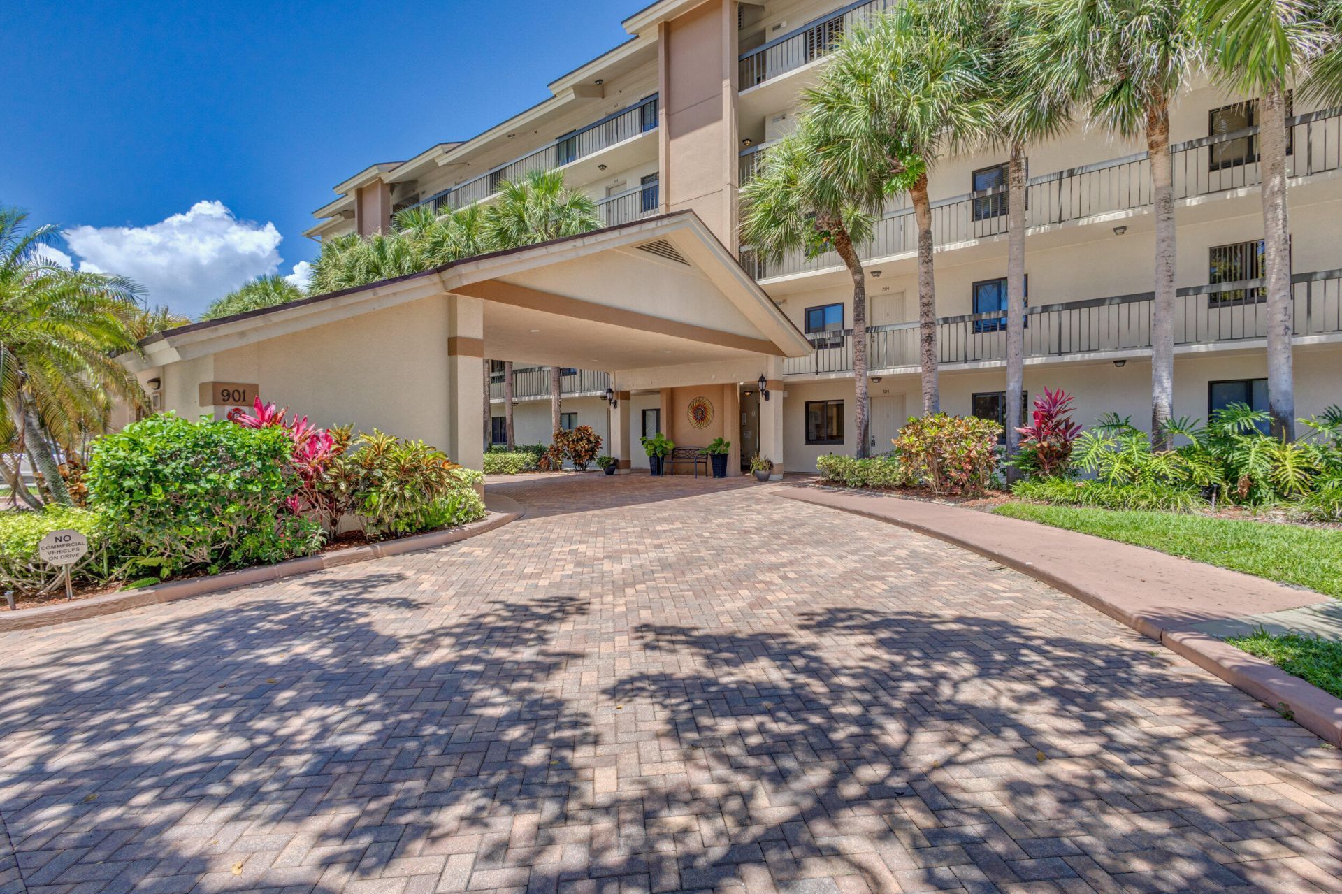 901 Seafarer Circle, Unit 104, Jupiter, FL 33477 Photo