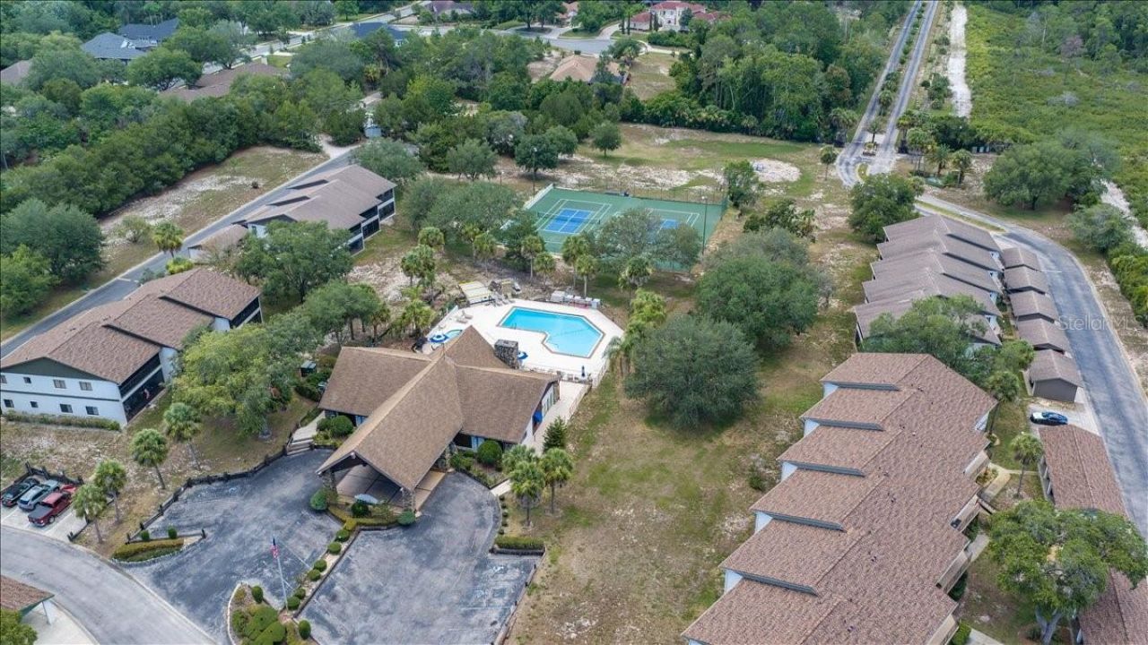 6653 River Run Boulevard, Unit 6653, Weeki Wachee, FL 34607 Photo