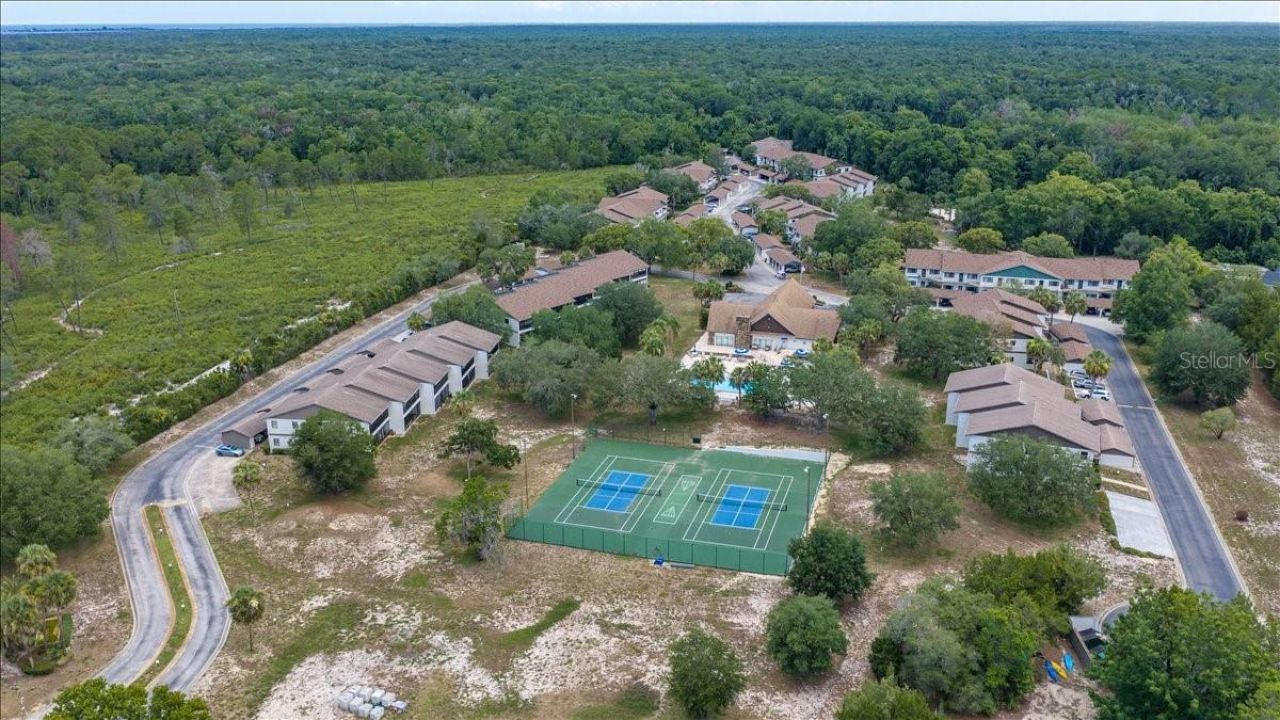 6653 River Run Boulevard, Unit 6653, Weeki Wachee, FL 34607 Photo