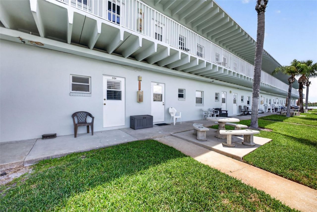 18399 Gulf Boulevard, Unit 364, Indian Rocks Beach, FL 33785 Photo