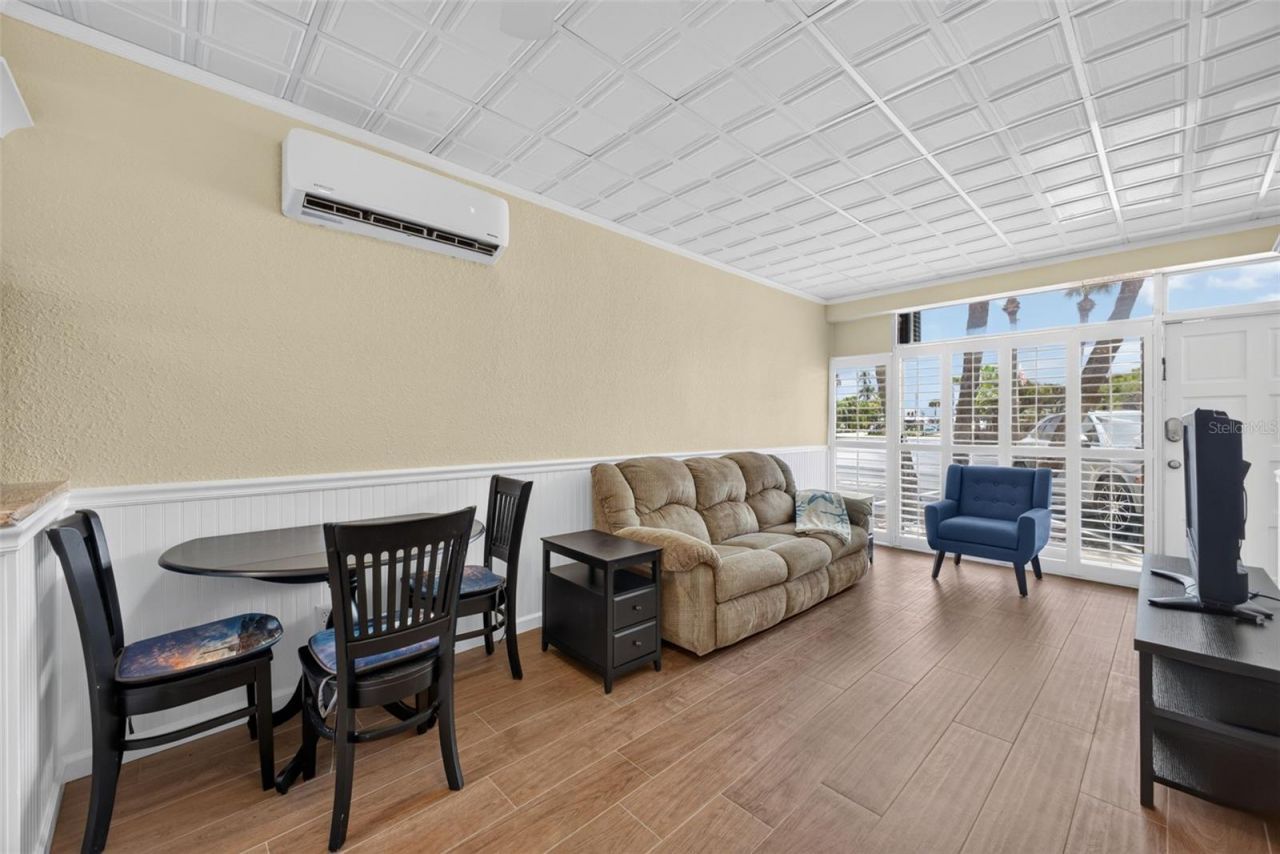18399 Gulf Boulevard, Unit 364, Indian Rocks Beach, FL 33785 Photo